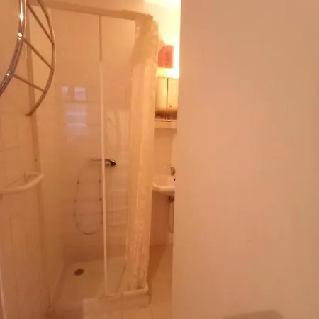 Studio De 20 M2 Avec Vue Sur Rue Pietonne